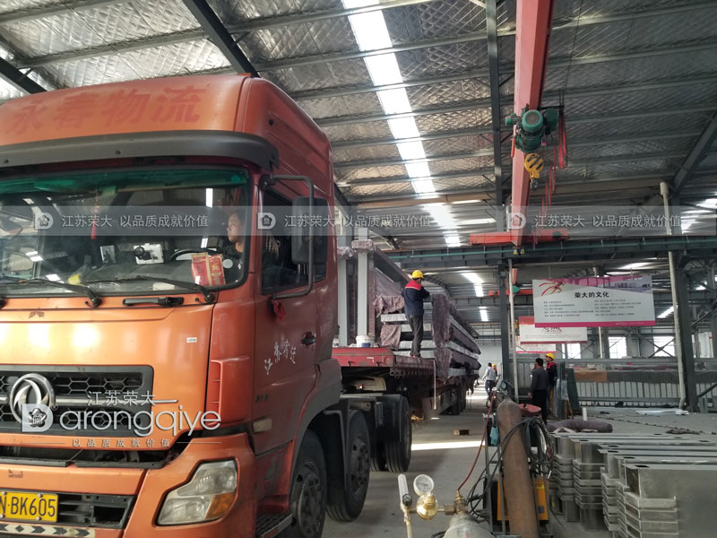 河南第三批公交候車亭發貨案例