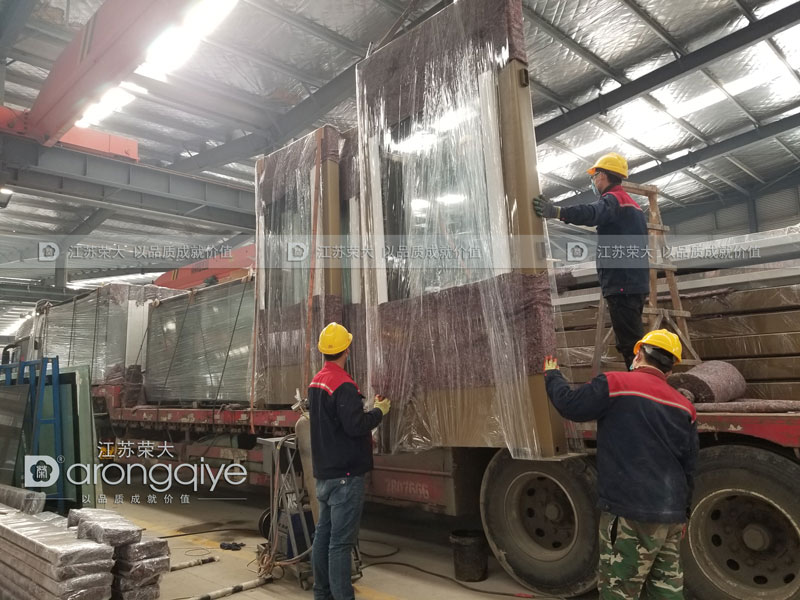 山東菏澤公交候車(chē)亭發(fā)貨