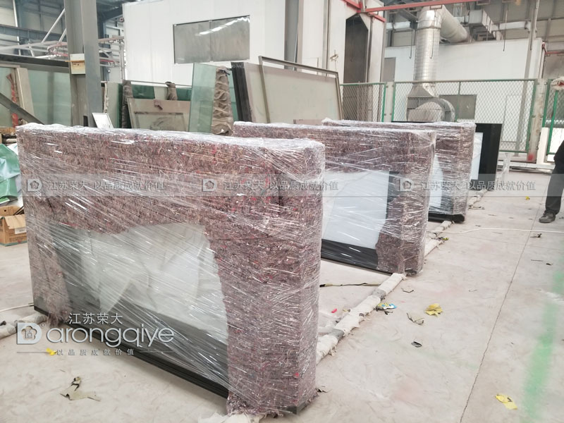 第二批石家莊公交候車(chē)亭發(fā)貨