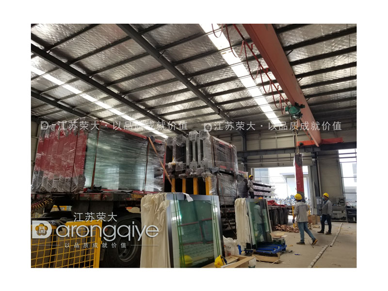 公交候車(chē)亭