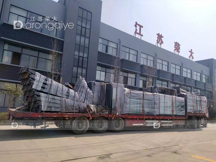 山東公交候車亭發貨