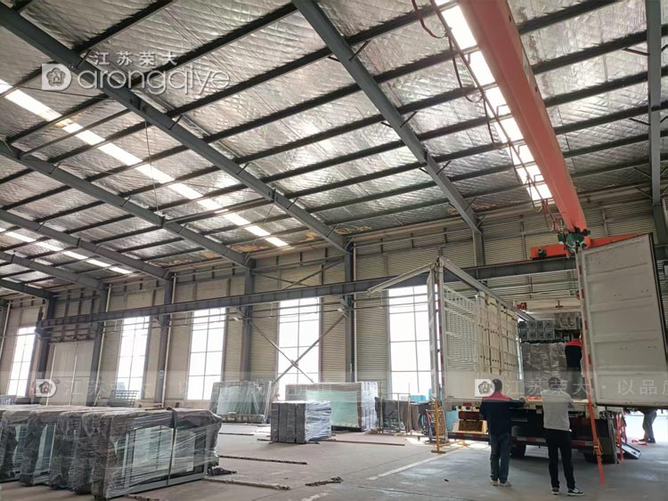 安徽智能候車亭發(fā)貨圖一 安徽智能候車亭發(fā)貨圖一